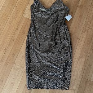 Shiny sequin mini dress